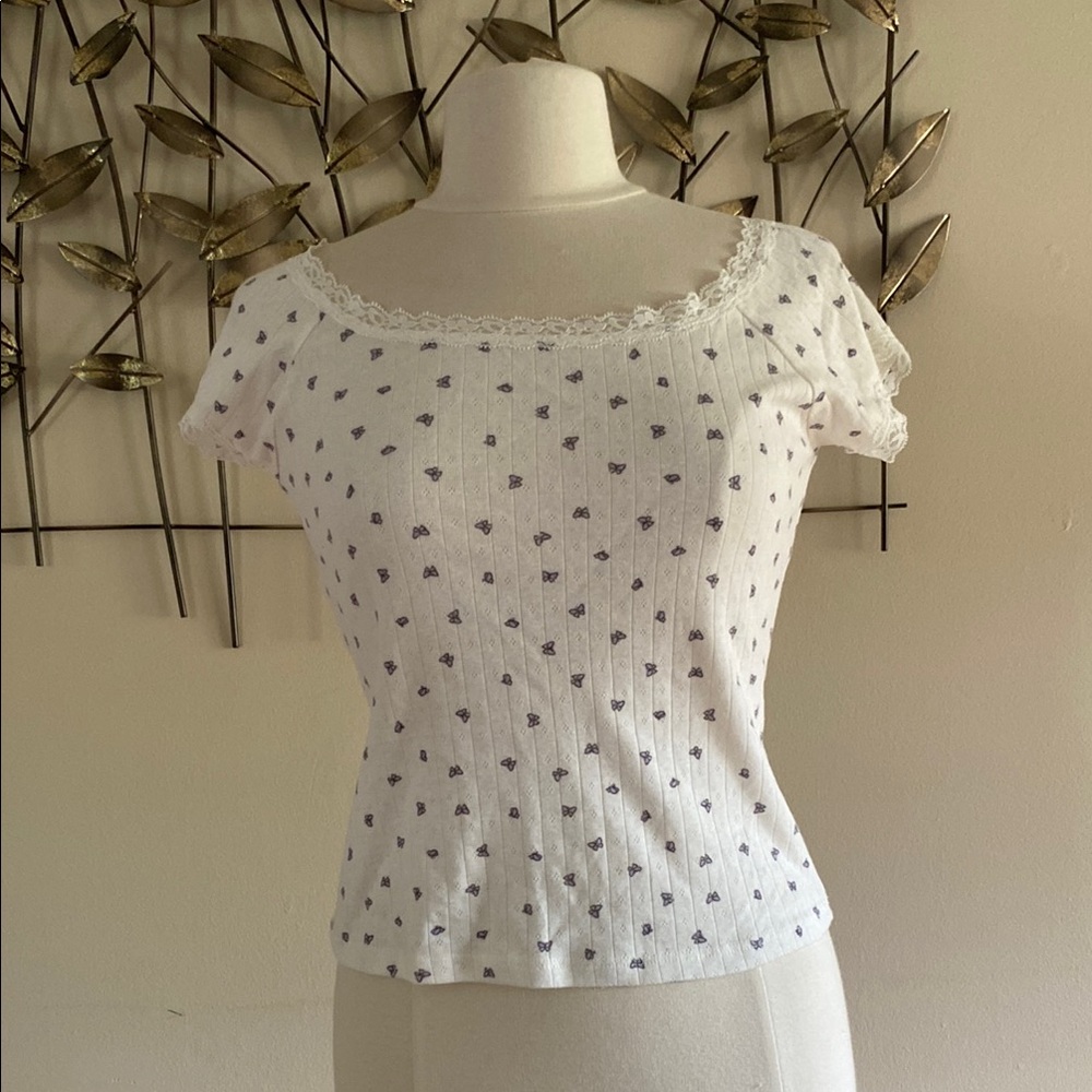 Pink Republic White Fitted Short Sleeve Tee
